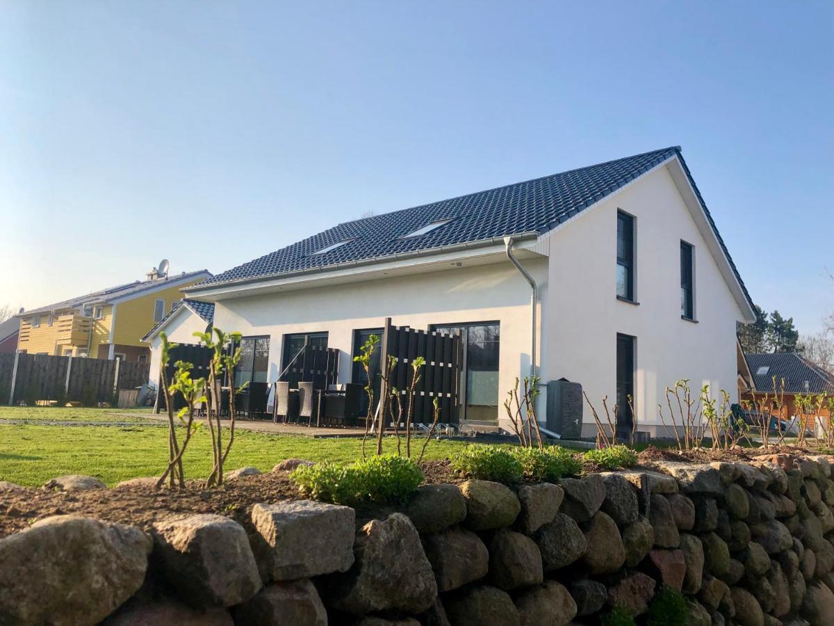 Ferienhaus Traumspot Wiek auf Ruegen Luaran gambar